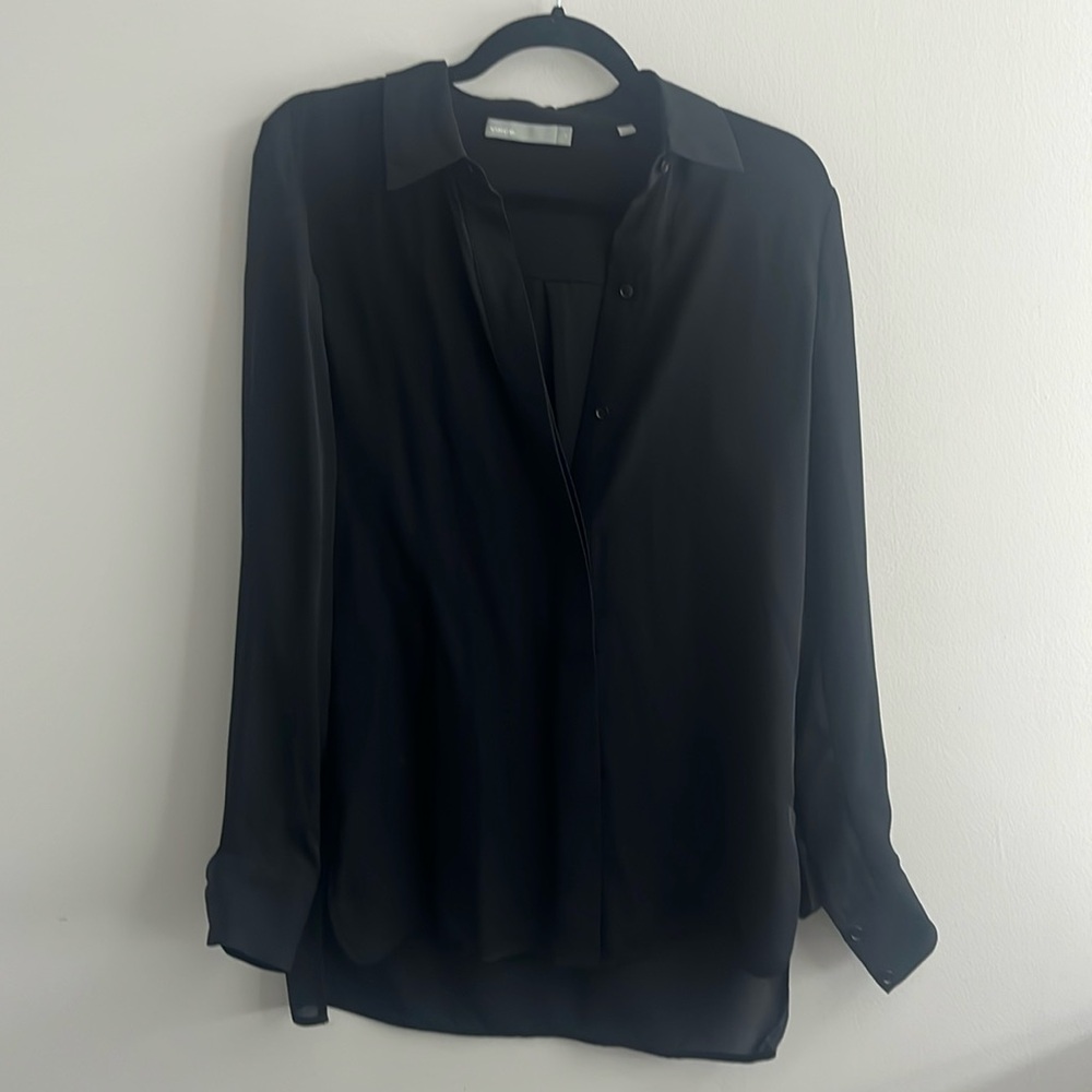 VINCE. Silk Button Down Blouse Size 4 ECU